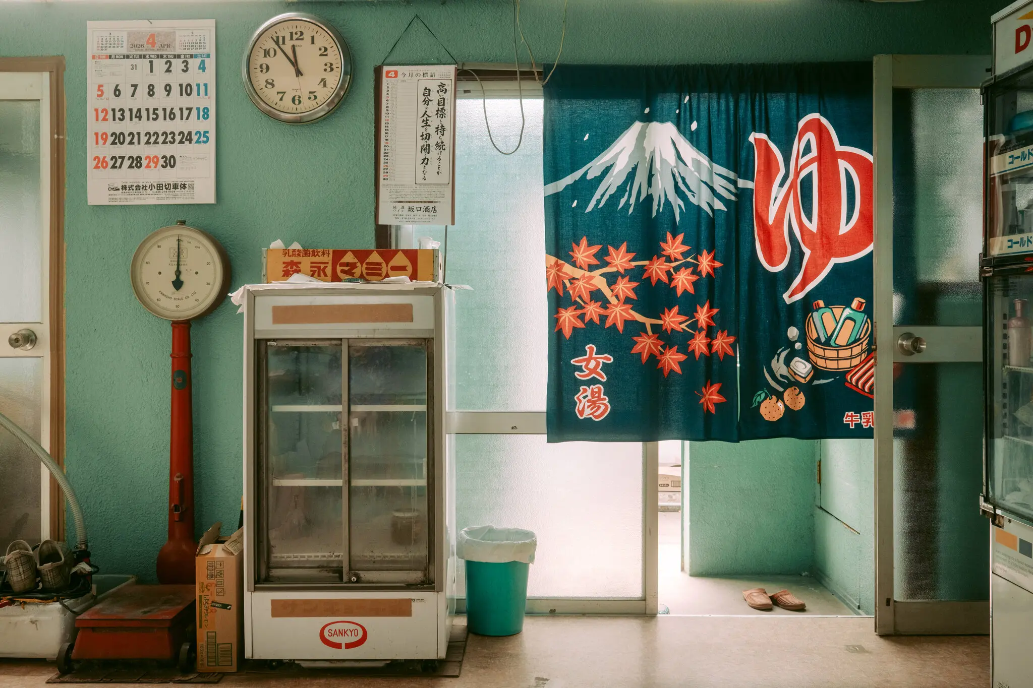Japanese hot springs and bath houses severely affected by fuel costs