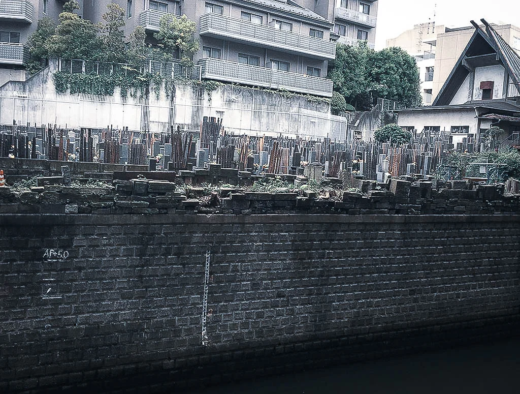 shibuya-river-cemetery.webp