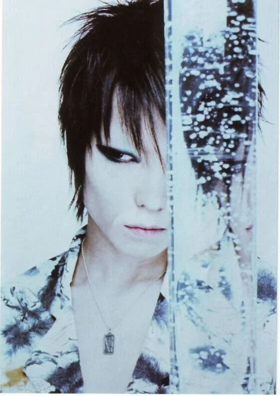 Shin-1.webp