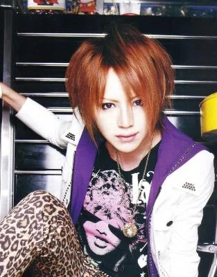 shou174jq1-1.webp