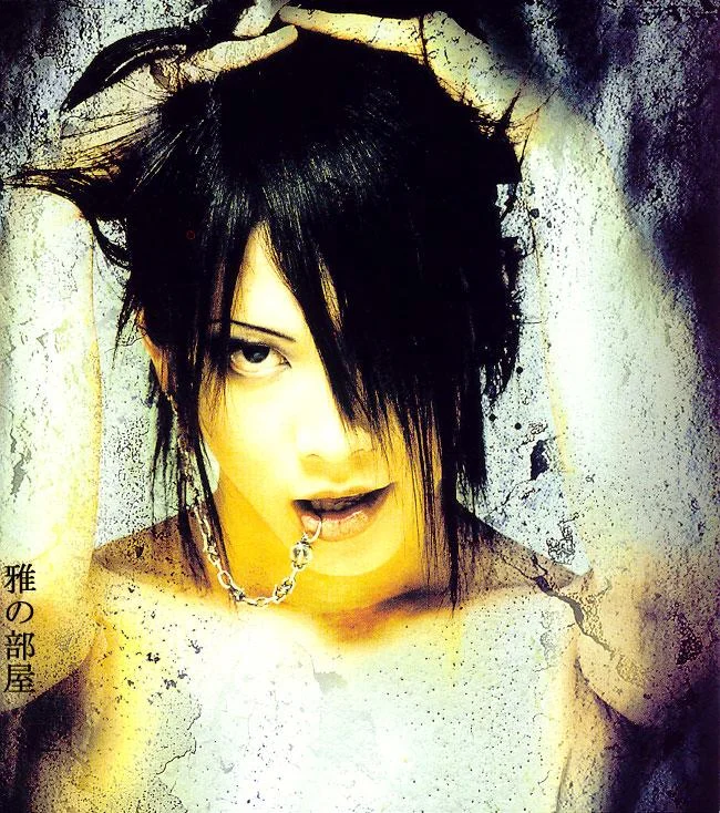 shoxx020202-1.webp