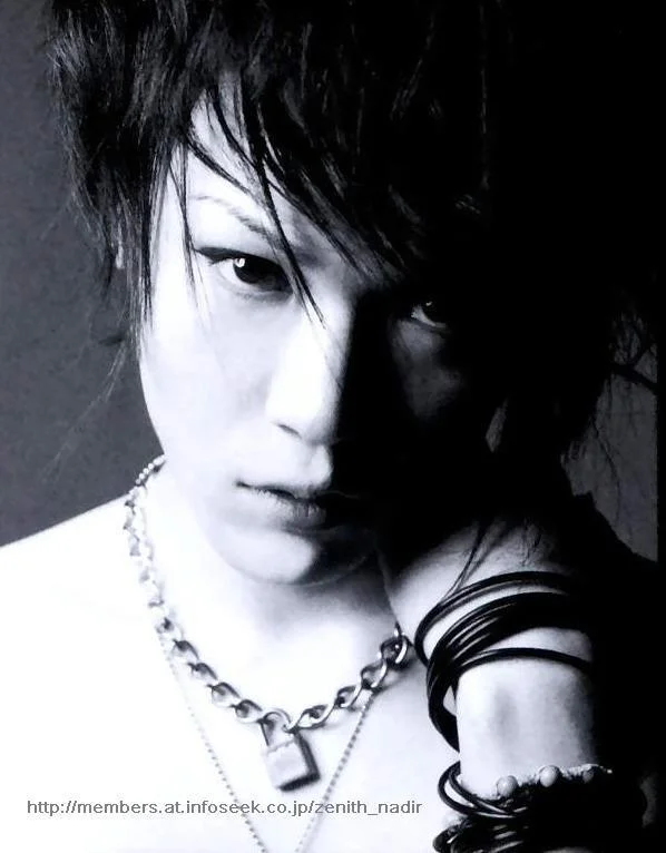 shoxx0204niya4vv9-1.webp