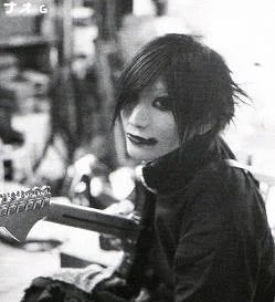 shoxx200401_n1-1.webp