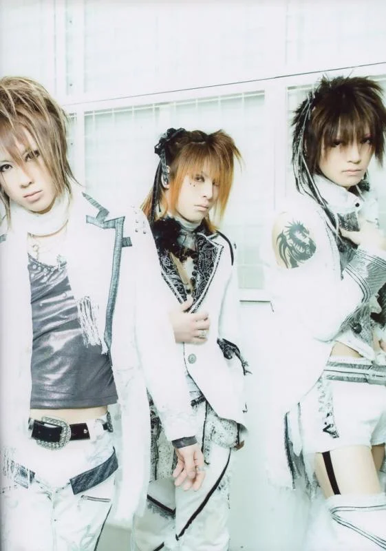 shoxx_bis_16_may_2007_vidoll_032-1.webp