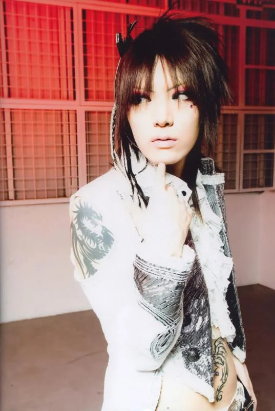 shoxx_bis_16_may_2007_vidoll_035-1.webp