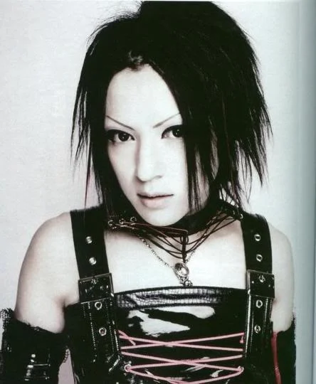 shoxxdec05_toru-1.webp
