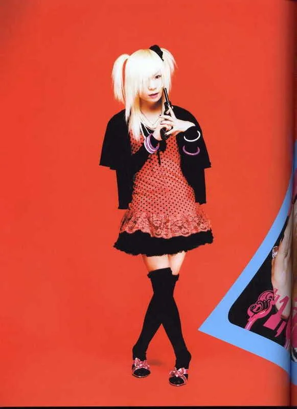shoxxno9aug06_15-1.webp