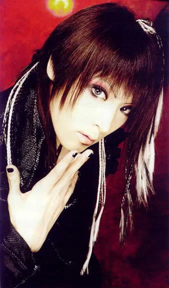shun008-1.webp