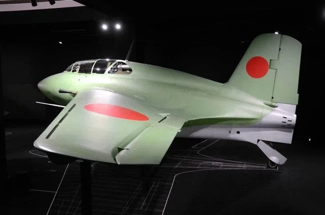 shusui-rocket-fighter.jpg