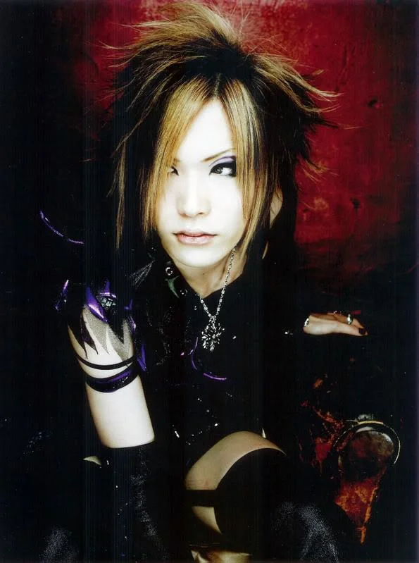 SittingUruha-1.webp