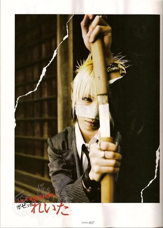 TheGazetteShoxxjune0613-1.webp