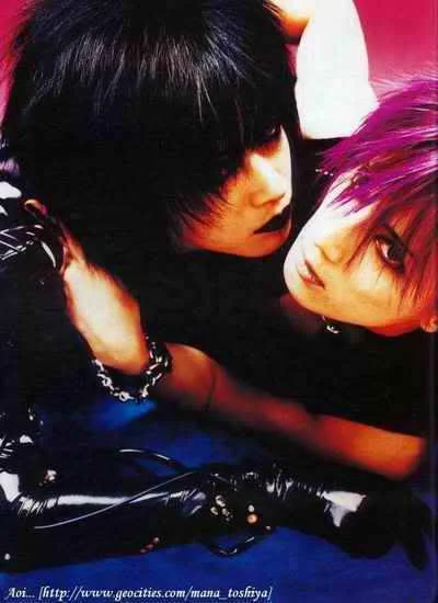 toshiyaisah-1.webp