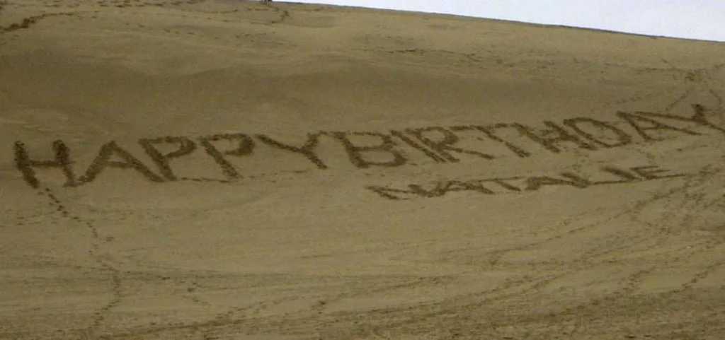 tottori-sand-graffiti.webp