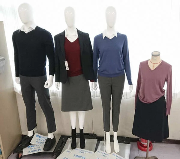 uniqlo-school-uniforms.jpg