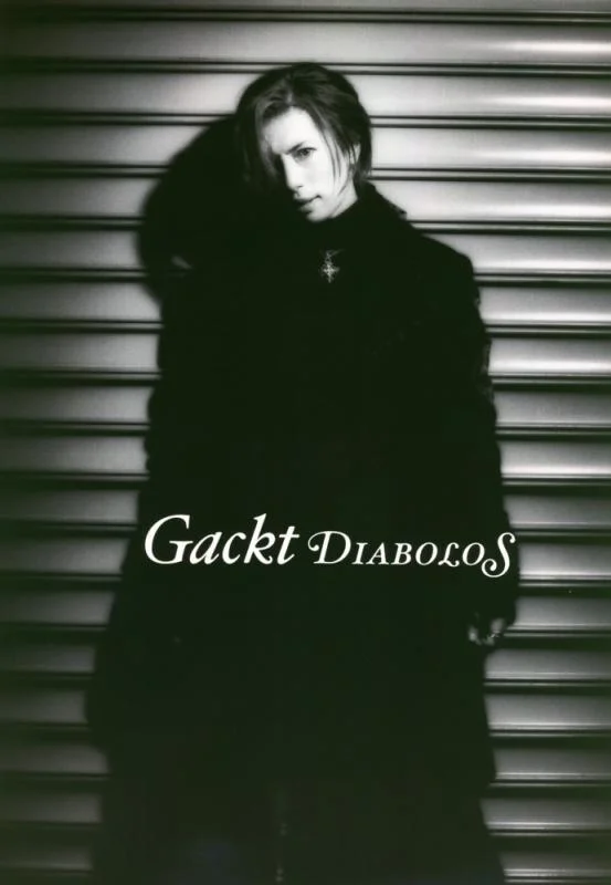 uv102505gackt12original6li-1.webp