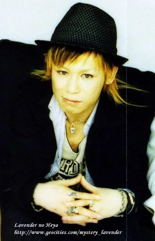 uv89kyo2-1.webp