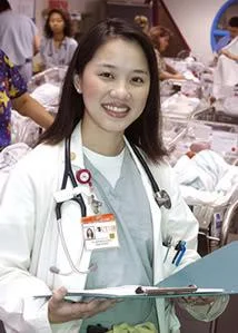 v_hoang_web-1.webp