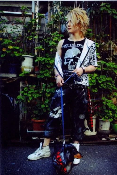 VinylSyndicateAprilJune2007Tooru4-1.webp
