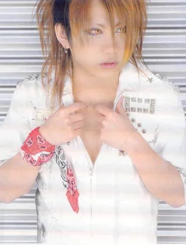 yomi021yh4-1.webp