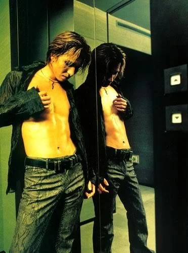 yoshiki_1367-1.webp