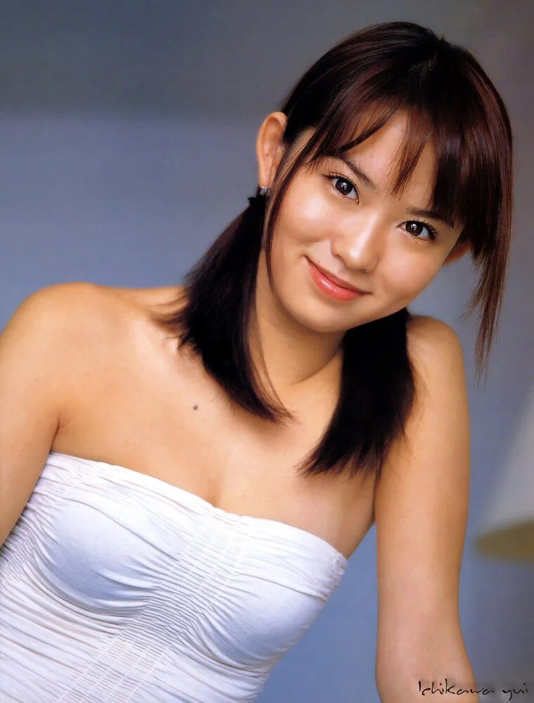 yui01.webp