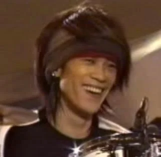 yukismile8-1.webp