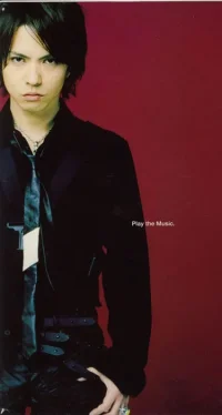 hyde-play-the-music.webp