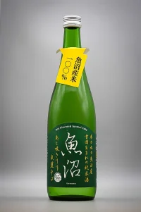 Shirataki Tanrei Karakuchi Uonuma Junmai (淡麗辛口 魚沼 純米) Shirataki Tanrei Karakuchi Uonuma Junmai (淡麗辛口 魚沼 純米)