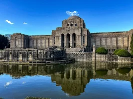 meiji-memorial-picture-gallery-01.webp