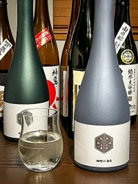 tatenogawa-muga-platinum-bottle-junmai-daiginjo.webp
