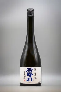 Tatenogawa Junmai Daiginjo Beautiful Mountain Stream (楯野川 純米大吟醸 美しき渓流) Tatenogawa Junmai Daiginjo Beautiful Mountain Stream (楯野川 純米大吟醸 美しき渓流)