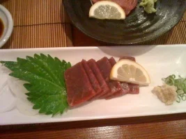 kujira_sashimi.jpg