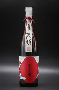 Tenryō Junmai Daiginjō Gifu Kuzō (純米大吟醸 岐阜九蔵) Tenryō Junmai Daiginjō Gifu Kuzō (純米大吟醸 岐阜九蔵)