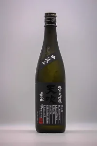 Amabuki Junmai Daiginjo Aizan (天吹 純米大吟醸 愛山) Amabuki Junmai Daiginjo Aizan (天吹 純米大吟醸 愛山)