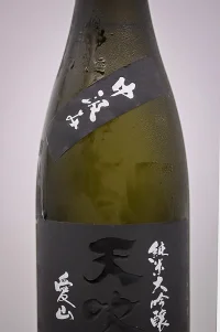 amabuki-junmai-daiginjo-aizan-06.webp