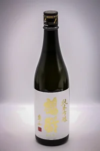 kakurei-junmai-ginjo-aizan-06.webp