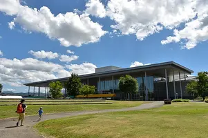 yonezawa-city-uesugi-museum-01.webp