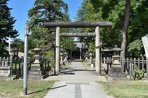 uesugi-mausoleum-yonezawa-04.webp