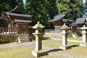 uesugi-mausoleum-yonezawa-16.webp