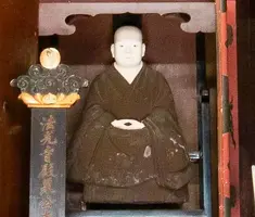 tokimune-effigy-engakuji.webp