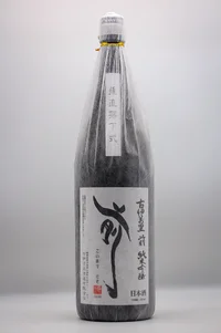 koimari-saki-suichoku-rakkashiki-junmai-ginjo-01.webp