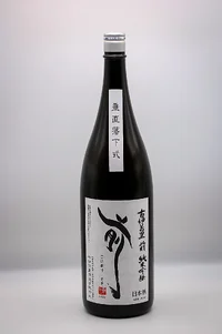 koimari-saki-suichoku-rakkashiki-junmai-ginjo-08.webp