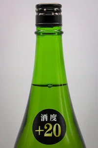Nagaragawa Chokarakuchi Junmai Muroka Namagenshu (長良川 ‐ULTIMATE DRY‐ 超辛口 純米無濾過生原酒) Nagaragawa Chokarakuchi Junmai Muroka Namagenshu (長良川 ‐ULTIMATE DRY‐ 超辛口 純米無濾過生原酒)