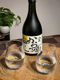Tanizakura Junmai Chōkarakuchi Yatsunokarakaze