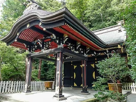 shirahata-subshrine.webp