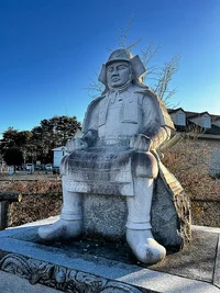 statue-of-kajiwara-kagetoki.webp
