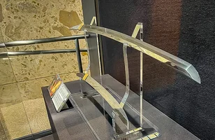 kamakura-museum-katana.webp