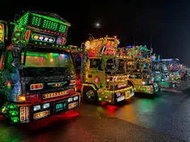 Dekotora (デコトラ)