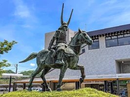 statue-of-naomasa.webp