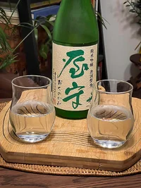 Okunokami Junmai Ginjō Muchōsei Namazake (屋守 純米吟醸 無調整生酒)
